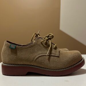 Tan Dress Shoes with Suede Upper and Rounded Toe